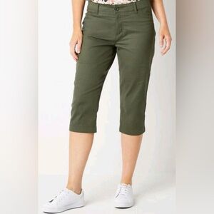St. John's Bay Stretch olive green capris comfy hook zipper closure NEW size 12